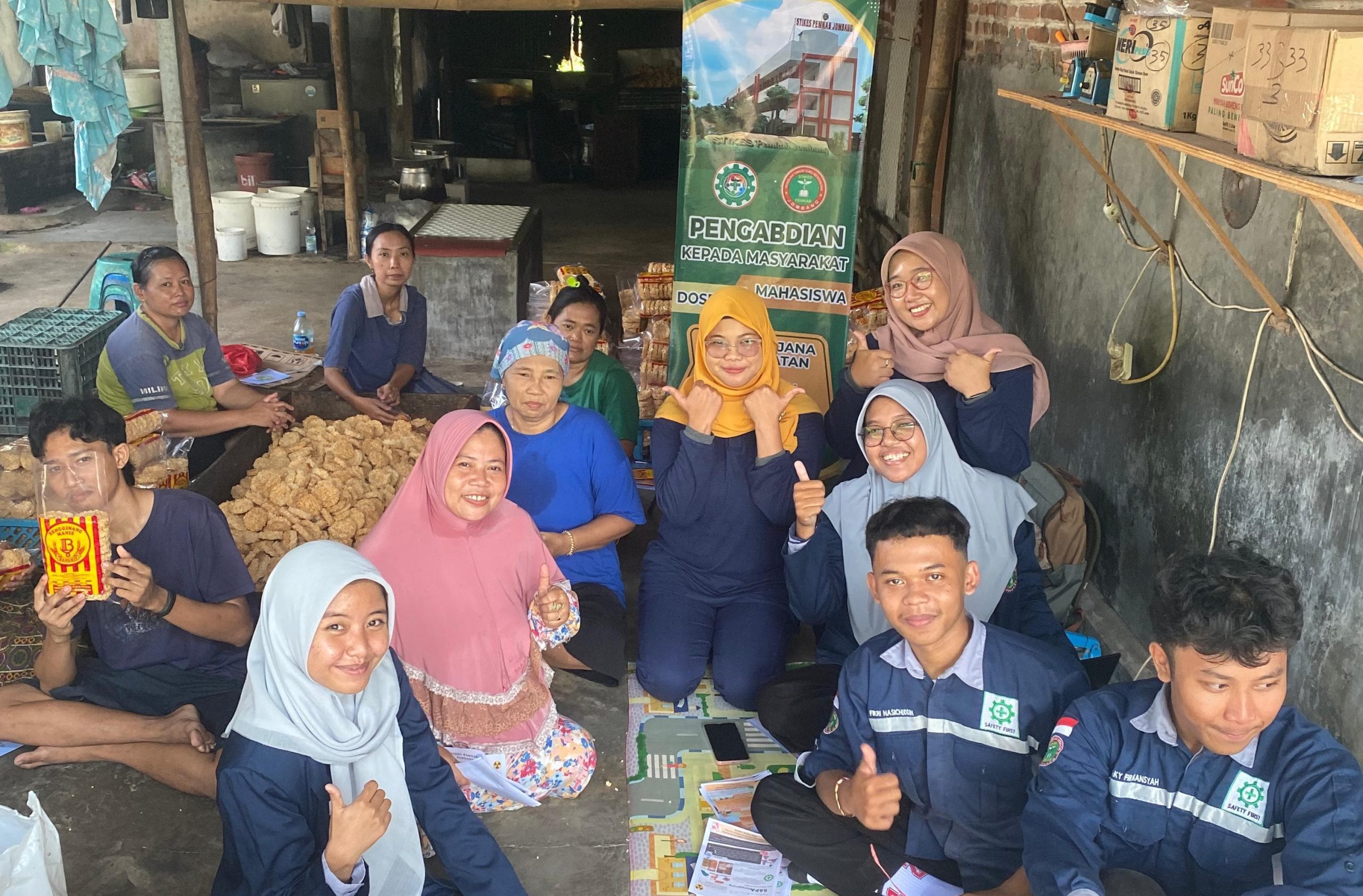 Sosialisasi Managemen Stress Kerja dan Program SAPA Rengginang di UMKM Rengginang Bangkit Jombang